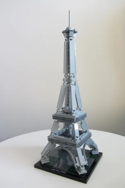 partisan - Może coś z serii Lego Architecture? Niedawno drogą kupna nabyłem Wieżę Eif...