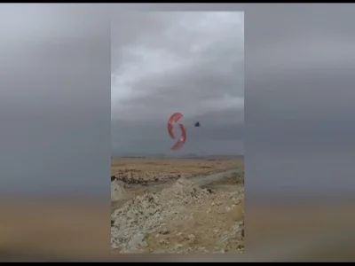 s.....1 - Kolejny filmik spod Palmiry ( ͡° ͜ʖ ͡°) Na filmie Mi-35M i BTR-82A
#syria ...
