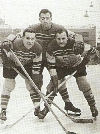 l.....e - Legendarne trio czeskiego hokeja: Popil, Poruhal a Smutny.
#hokejnalodzie #...
