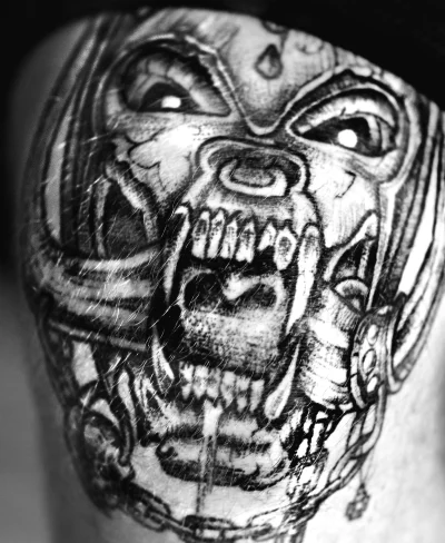 dqdq1 - #tatuaze #fotografia #skull&bones
