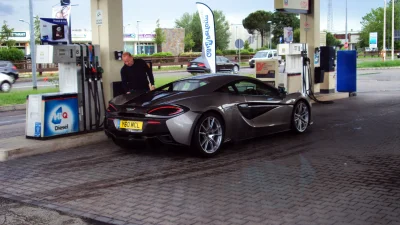 anas_lex - 570s
Mocarne 1.9tdi zalewane dizlem HAJ KŁOLITI ;)
#carspotting