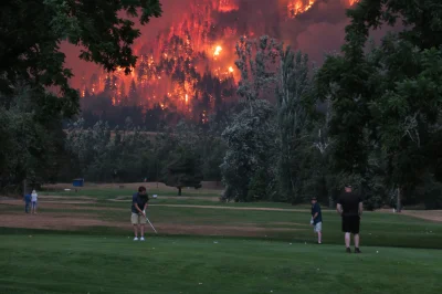 Budo - #budostory - zdjęcia z historią 

Niedawny pożar lasu w stanie Oregon. Ludzi...