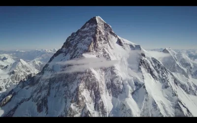 GuziQ - Andrzej Bargiel obecnie próbuje zdobyć K2 i później zjechać na nartach. Na wy...