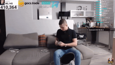 M.....o - @Kurvinox_domino: Biedny Marcin,wszystko wydaje na Kingę ( ͡° ʖ̯ ͡°).Nic ni...