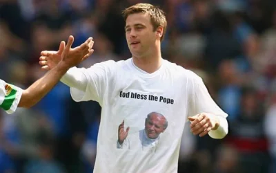 Beto - A pamiętacie jak Boruc #!$%@?ł kibiców Glasgow Rangers koszulką z papieżem? xD...