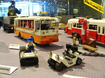 adzik7 - @Gbr: moje fotki są tutaj: Wystawa Klocków Lego