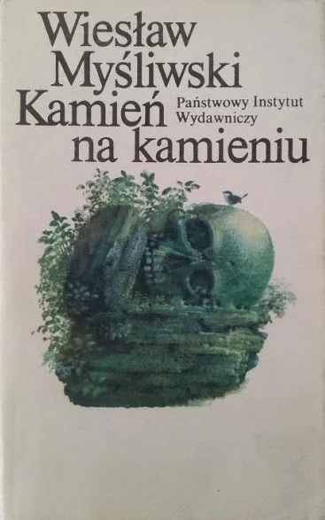 s.....7 - 26 - 1 = 25

Wiesław Myśliwski 
"Kamień na kamieniu"
gatunek: literatur...