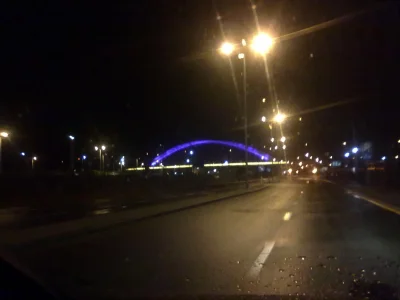maciekawski - #gdansk potwarz, przy naszym bursztynowym stadionie most podświetlono n...