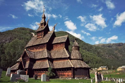 ntdc - Borgund stavkyrkje, czyli kościół słupowy lub inaczej klepkowy, zbudowano w 11...