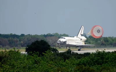 angelo_sodano - Lądowanie wahadłowca Discovery (misja STS-124), 14 czerwca 2008
#vat...