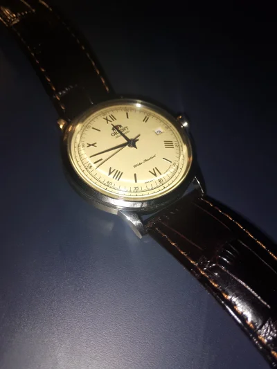 EugeniuszGeniusz - Kupiłem sobie pierwszy w życiu zegarek
#chwalesie #zegarki #zegark...