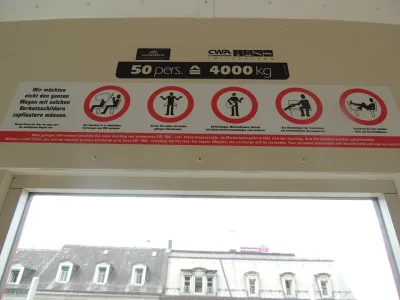 dziki_tapicer - A w Zurichu nie można piłować siedzeń w kolejce ( ͡° ʖ̯ ͡°)