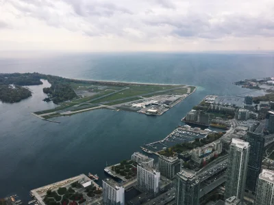 chudemleko - Zastanawiałam się dlaczego w tym #Toronto jest tak mało ludzi na ulicach...