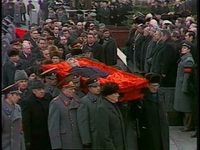 fellek - Nie ma nic lepszego na dobranoc niż pogrzeb towarzysza Breżniewa w pięknej o...
