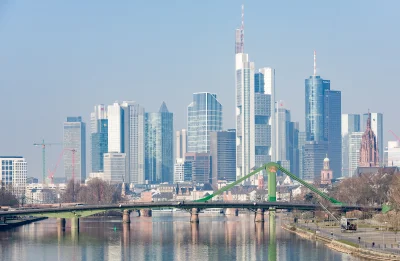 bzam - Niemcy, Frankfurt nad Menem - zdjęcie centrum.

SPOILER

#niemcy #frankfur...