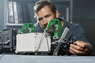 phervers - Kilka nowych zdjęć 42078

https://imgur.com/a/QOoLk

#lego