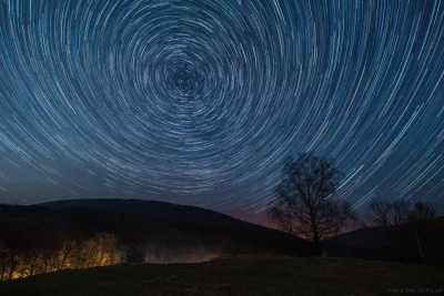 Nightscapes_pl - Pozorny ruch gwiazd nad Wetlińską. 
32 x 2 minuty

#fotografia #a...