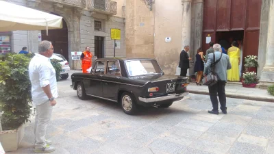 r0k0 - Takie tam w drodze po bułki.
Lancia Fulvia GT
#carboners #samochodyboners #c...