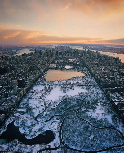 faus - #ciekawezdjecia #usa #fajnezdjecie #nowyjork #zima

new york zimą a konkretn...