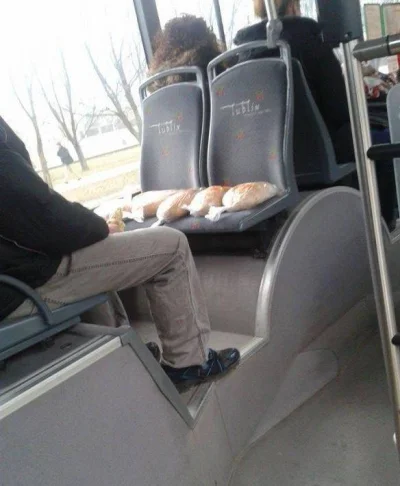 januszekkk - O chlebie, który podróżował mpk-iem. #lublin #heheszki