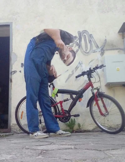 W.....l - @deadboy: Do tego jak przejechac ze Zgierza do Lodzi pedalujac jeden raz...