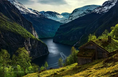 Hoverion - Tutaj w całości...
fot. Max Rive