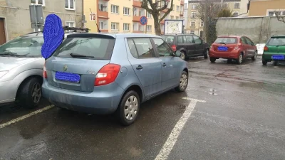 Eskimoska - @Skura_zOgura: Mojej koleżance też wychodzi perfekcyjne parkowanie :D