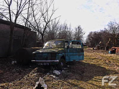 dymek95 - Cmentarzysko pojazdów obok Łodzi.
Po więcej zdjęć zapraszamy na https://ww...