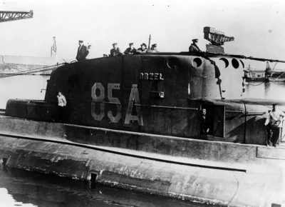 yolantarutowicz - Za duży ORP Orzeł we wrześniu 1939 roku głównie leżał na dnie, żeby...