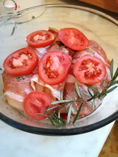 LojalnaLoja - Niebieski jeszcze nie wie, że czeka na niego coś (mam nadzieję) dobrego...