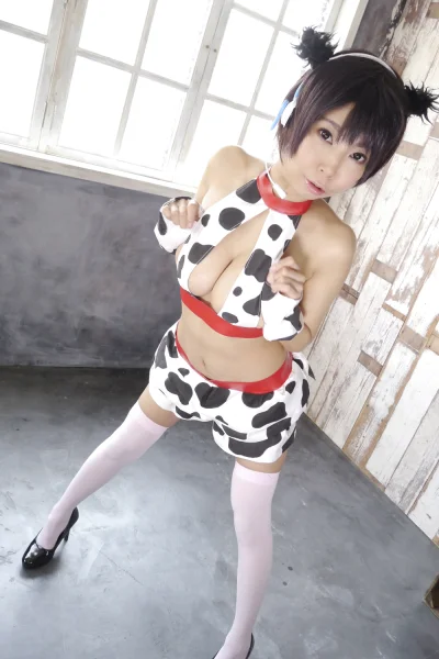 kudlaty_ziemniak - #cosplay #cosplayboners #anime #azjatki

Zwykła krówka: Muuuu!
...