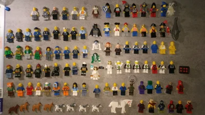 Risme - @Risme: #lego Kolekcja ludzików. Muszę jeszcze brodę czarodziejowi znaleźć.