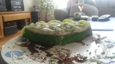 ewcikson - http://blip.pl/s/1682961639 #gastrofaza ciasto z #kiwi