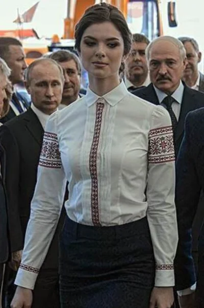 Bulbaszka - Kiedy tobie z przyjacielem podoba się jedna kobieta. 
#heheszki #putin #l...