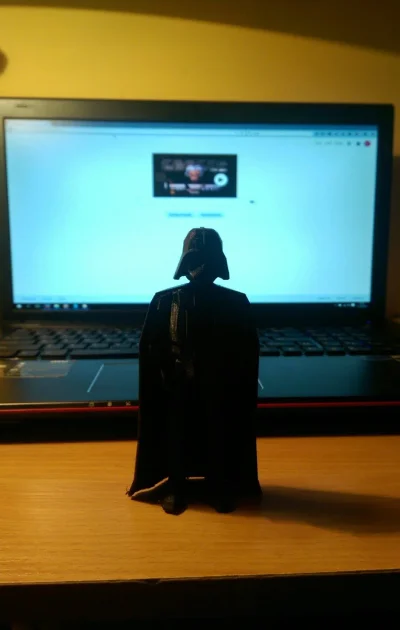 macan - #rozdajo Z okazji Gwiezdnych wojen! Co? Figurkę Lorda Vadera wydrukowaną na d...