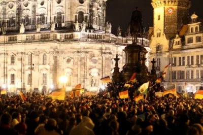 L.....K - Dziś w Dreźnie odbyła się kolejna manifestacja przeciw islamizacji Niemiec,...