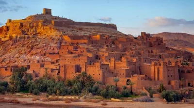 sciana - Nagrywane w Ain Ben Haddou w Maroku