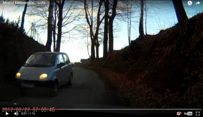 PepeXD - Jakim autem jedzie nagrywający, że nie jest w stanie się zmieścić między Mat...