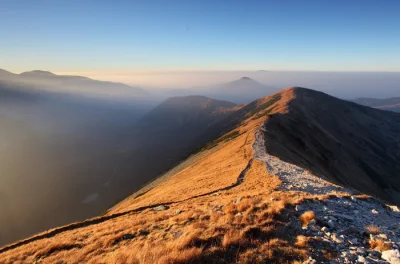 Van_Zavi - Bieszczady. Polska > reszta świata
#polska #bieszczady #earthporn