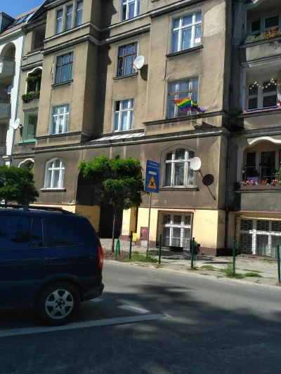 TyrionKanister - A w #poznan mamy nawet ambasadę #lgbt #ciekawostka