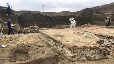 IMPERIUMROMANUM - W SERBII NATRAFIONO NA MAUZOLEUM Z III WIEKU N.E.

We wschodniej ...