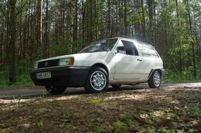 pavaczek - @Zdejm_Kapelusz: VW Polo II 86c2f, początkowo biedawersja 1.3 55KM z LPG, ...