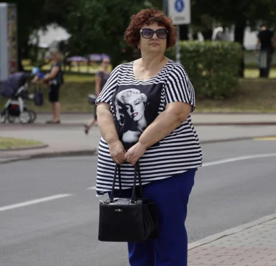 perzot405 - Wyrażamy protest: zakładamy koszulki z pięknymi kobietami