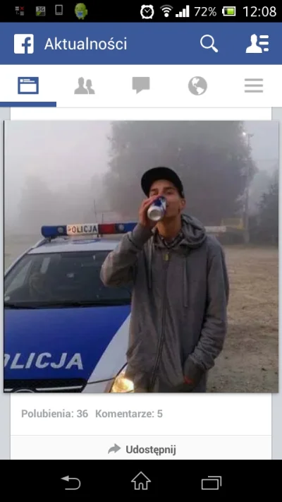 Wukau - "Gruby zrób mi zdjęcie jak pije pepsi przed samochodem policji, będzie wygląd...