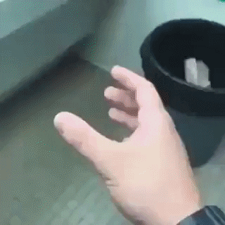 Rachey - @Rabusek: Wystarczy tylko myć ręce w ten sposób ( ͡° ͜ʖ ͡°)