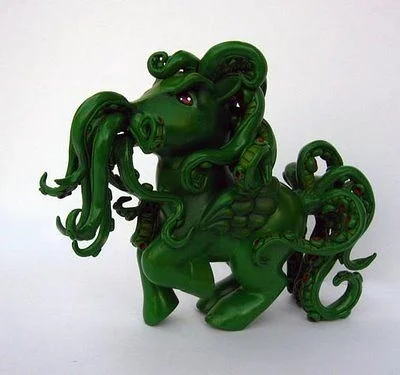 shigella-deshige - #cthulu #pony. Powiedz "Kocham, kocham moje male kucyki!"