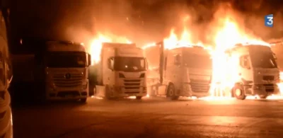 Przeladowany_pl - #dziendobry, dzisiaj u nas: 
6 ciągników i 10 naczep spłonęło na p...