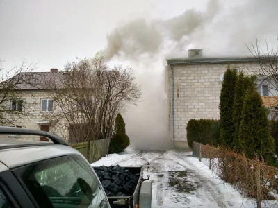 cocaine01 - Sąsiad pewnie ma ciepło w domu
#zalesie #smog #gownowpis