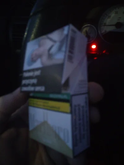 takitamktos - No chyba im się coś we łbach poprzestawiało w tym #marlboro. Zamknięcie...