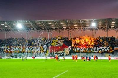 p.....n - znalezione w internecie:
 Korona - Legia
 Przed meczem blokujemy jeden z Ki...